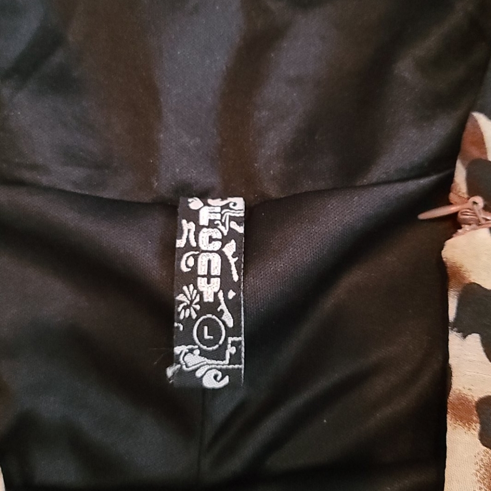 Skort - Picture 2 of 3